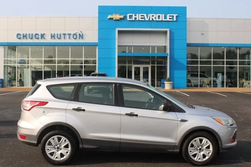 2014 Ford Escape S photo 1