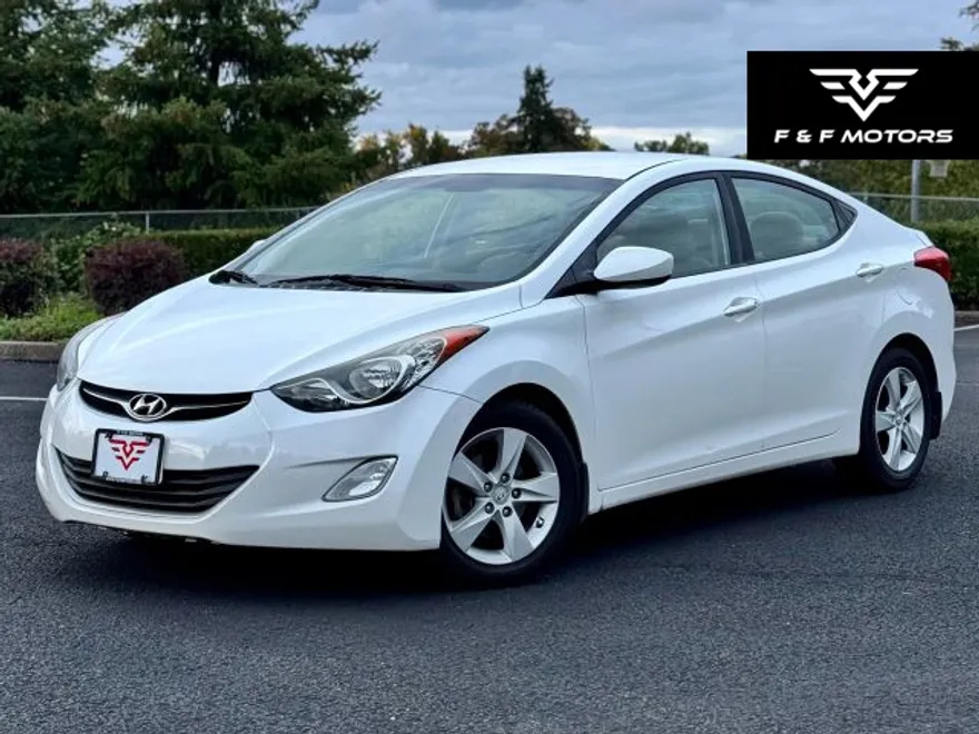 2013 Hyundai Elantra GLS photo 1