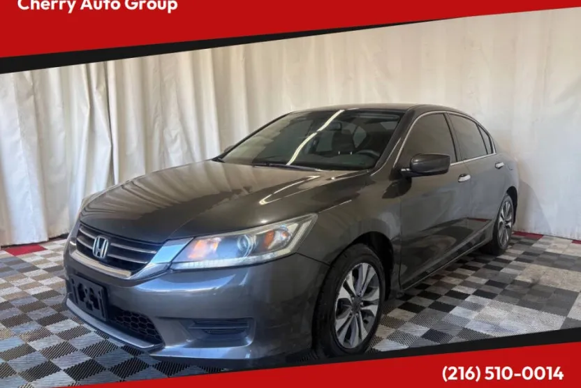 2013 Honda Accord LX photo 1