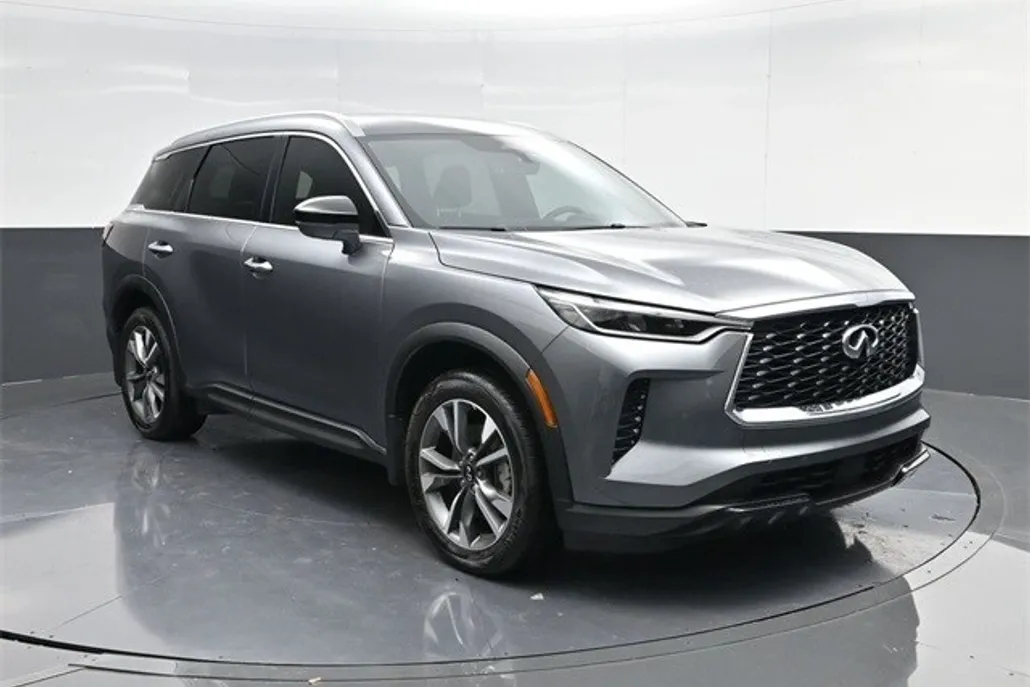 2025 Infiniti QX60 Luxe photo 1