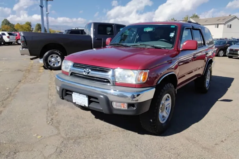 2001 Toyota 4Runner SR5 V6 photo 1