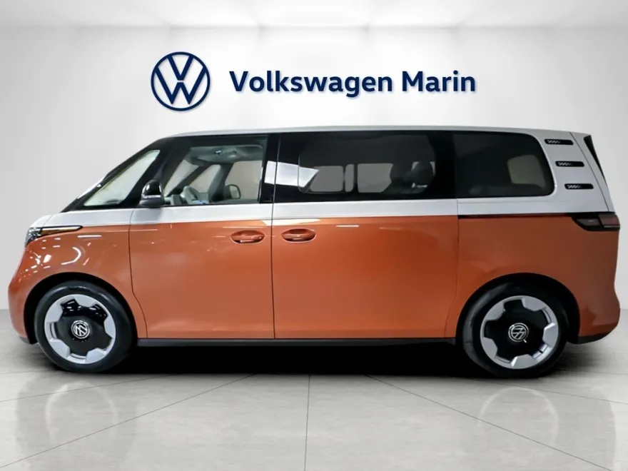2025 Volkswagen ID. Buzz Pro Plus photo 1
