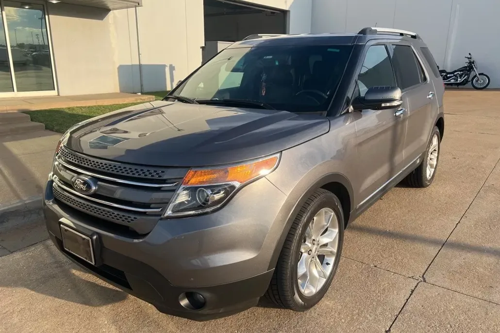 2014 Ford Explorer Limited photo 1