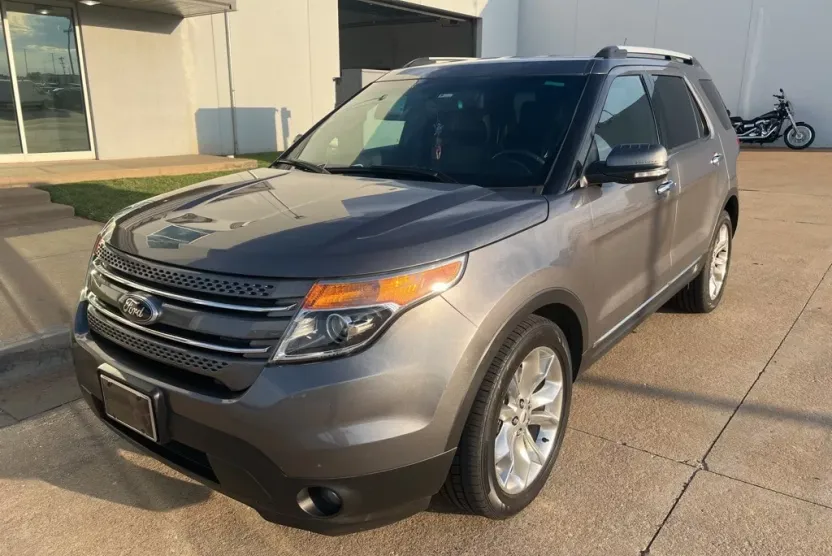 2014 Ford Explorer Limited photo 1