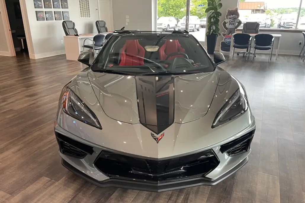 2022 Chevrolet Corvette Stingray Convertible photo 1