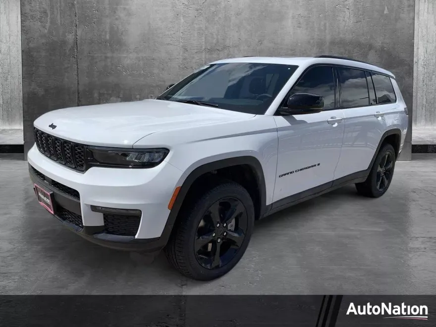 2025 Jeep Grand Cherokee Limited photo 1