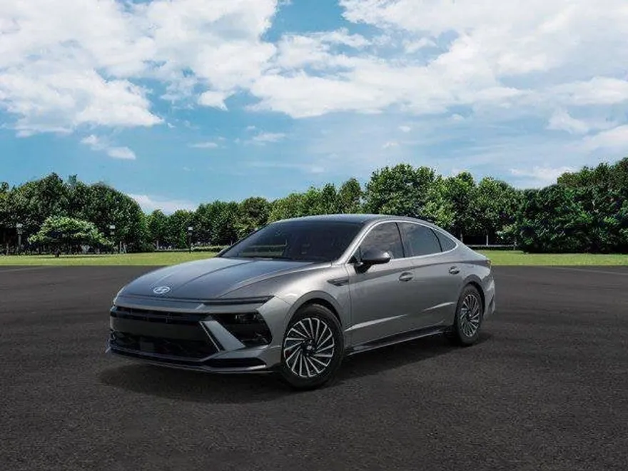 2025 Hyundai Sonata Hybrid SEL photo 1