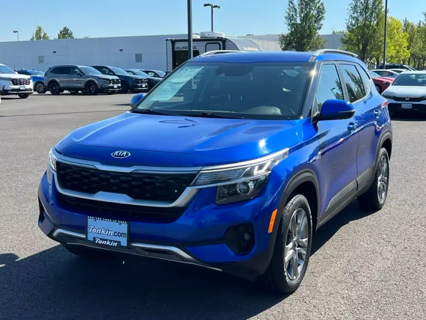 2021 Kia Seltos S photo 1