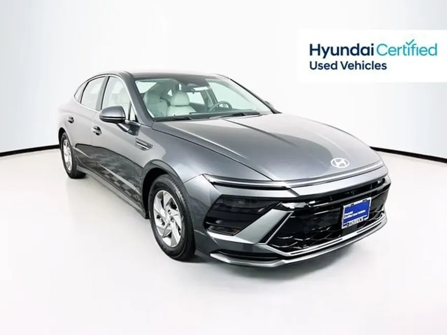 2025 Hyundai Sonata SE photo 1