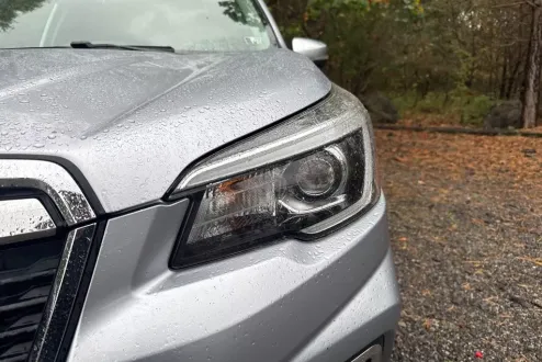 2019 Subaru Forester Touring photo 2
