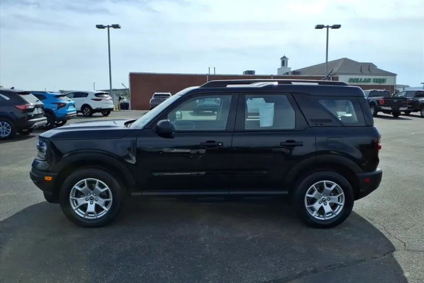 2022 Ford Bronco Sport Base photo 1