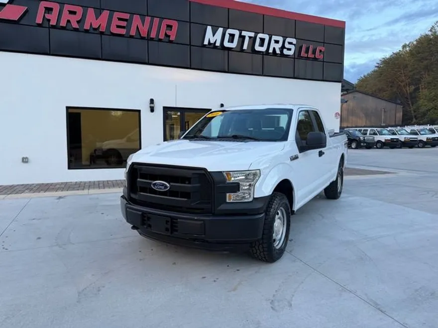 2015 Ford F-150 XLT photo 1