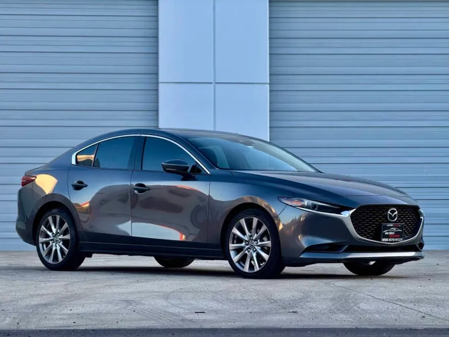 2019 Mazda Mazda3 Sedan Premium photo 1