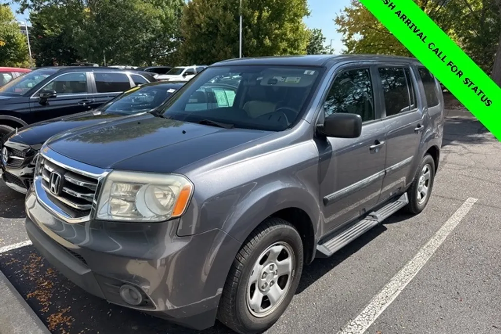 2015 Honda Pilot LX photo 1