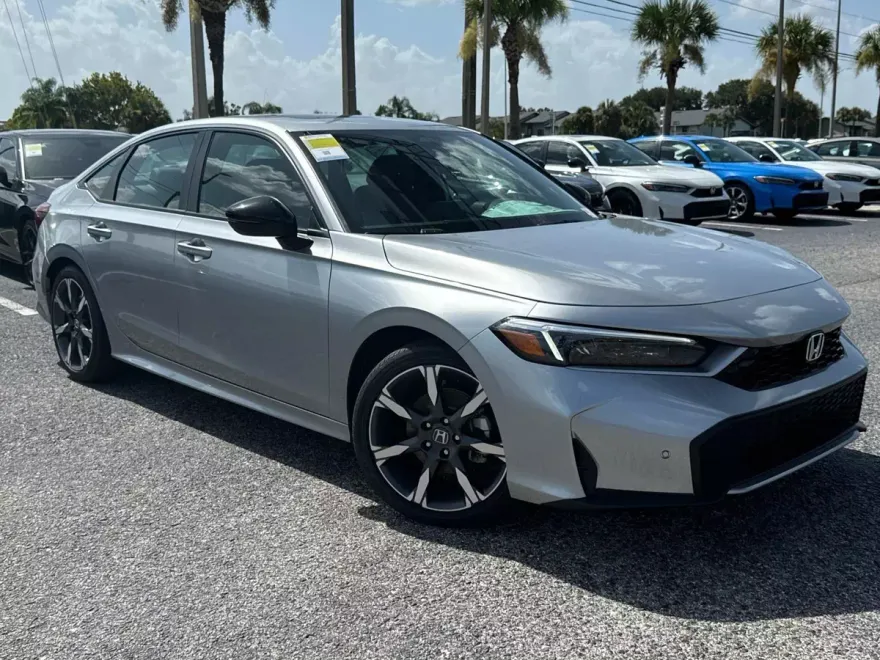 2025 Honda Civic Hybrid Sport Touring photo 1