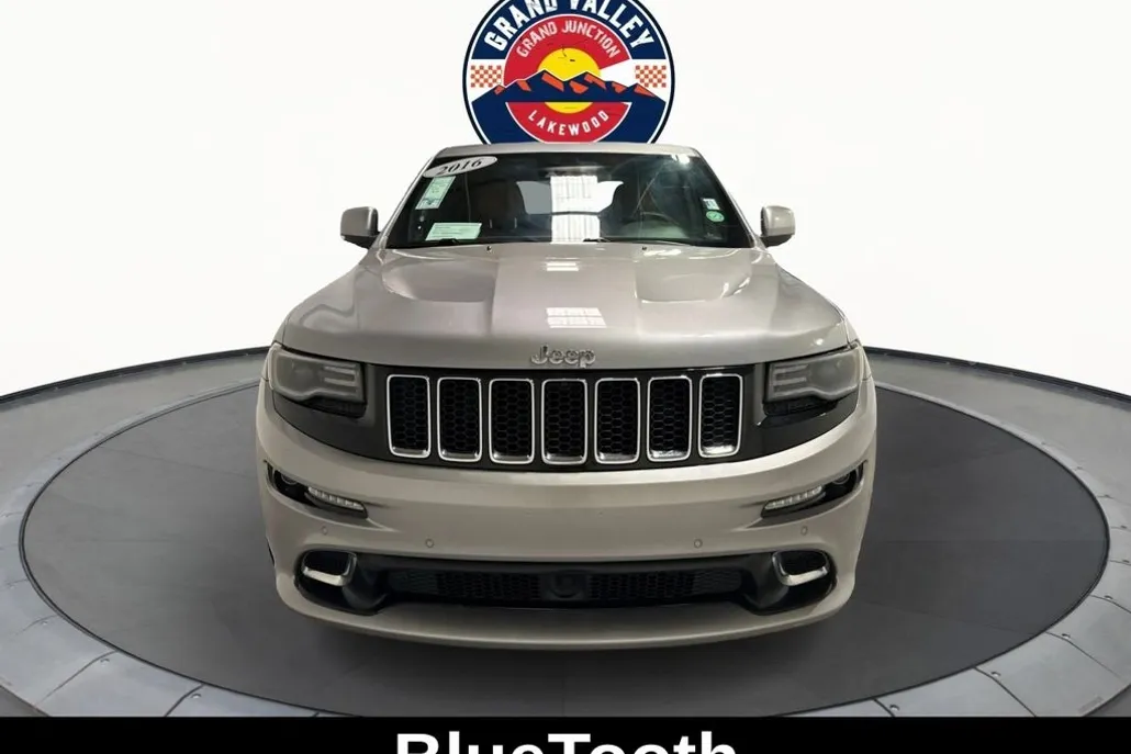 2016 Jeep Grand Cherokee SRT8 photo 1