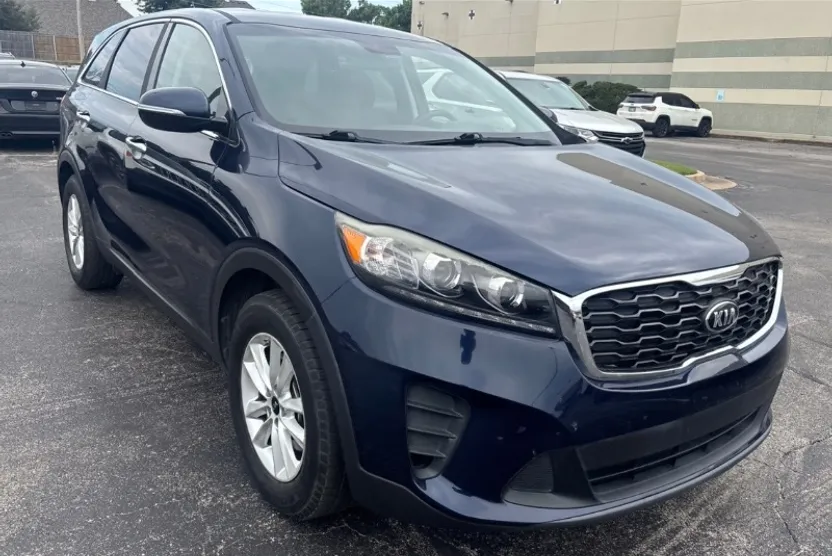 2019 Kia Sorento LX V6 photo 1