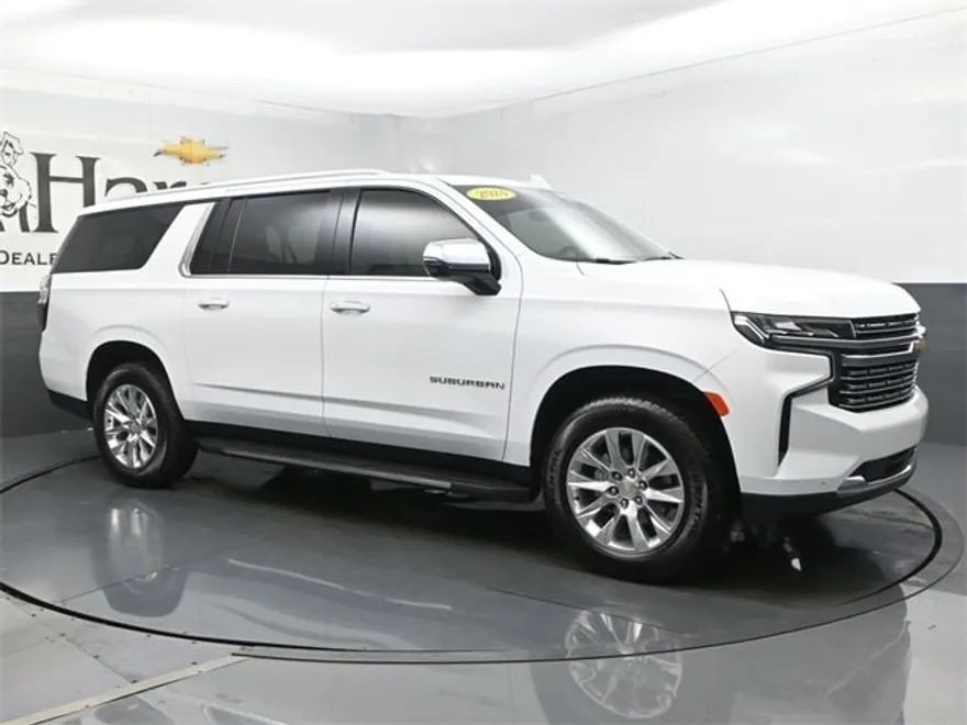 2024 Chevrolet Suburban Premier photo 1