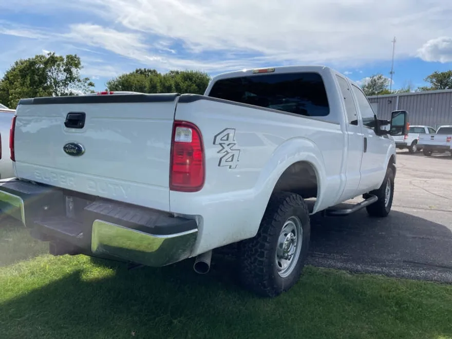 2016 Ford F-250 Lariat photo 1