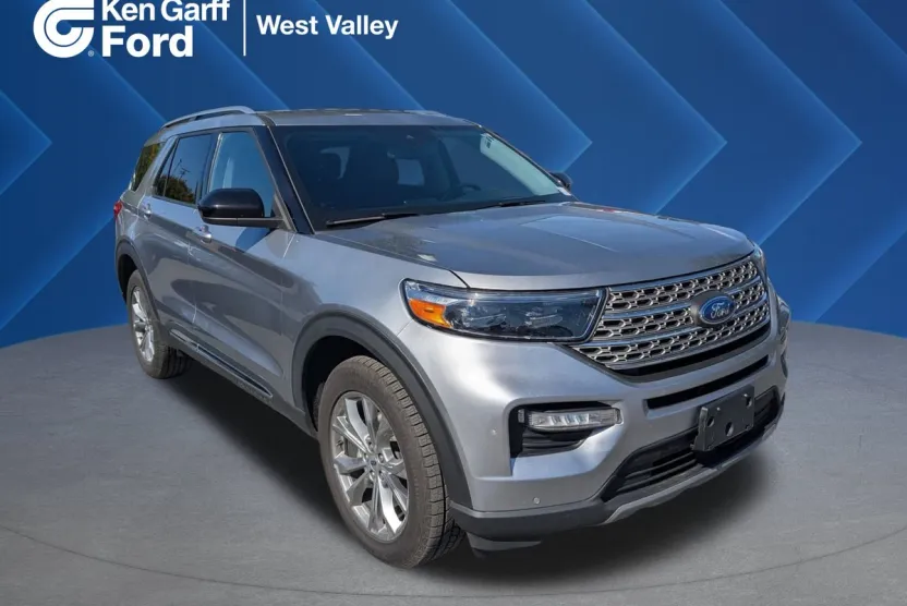 2024 Ford Explorer Limited photo 1