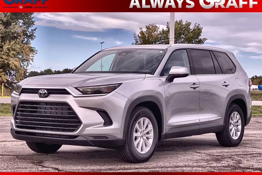 2026 Toyota Grand Highlander XLE AWD photo 1