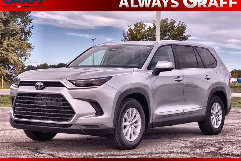 2026 Toyota Grand Highlander XLE AWD photo 1