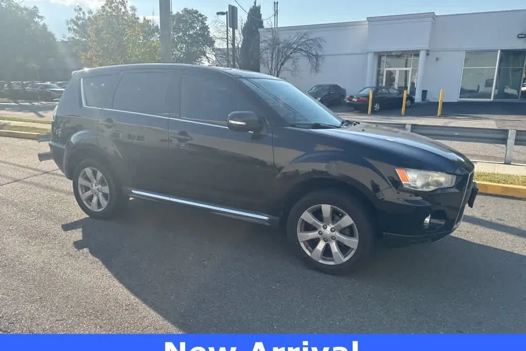 2010 Mitsubishi Outlander GT photo 1