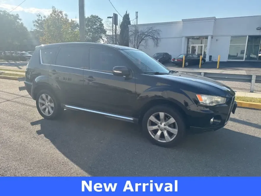 2010 Mitsubishi Outlander GT photo 1
