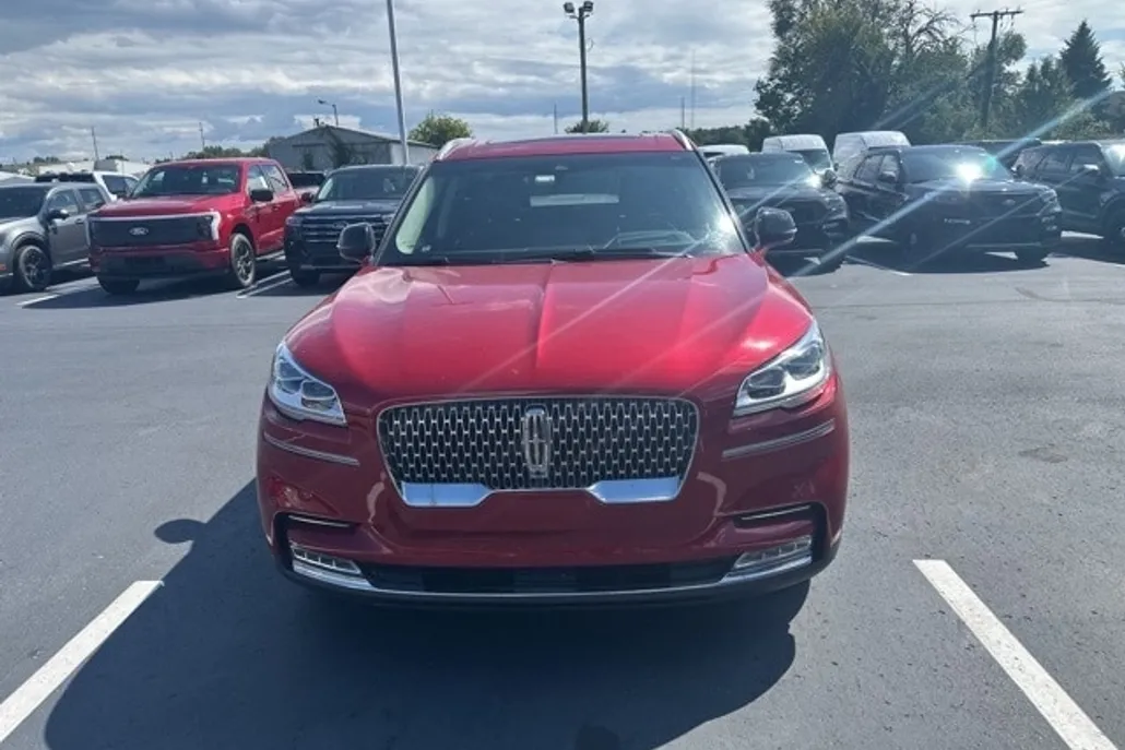 2020 Lincoln Aviator Reserve photo 1