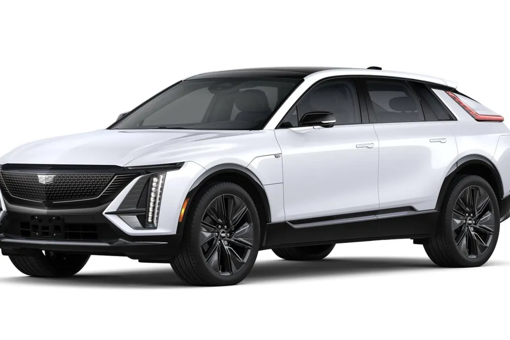 2026 Cadillac Lyriq Sport photo 1