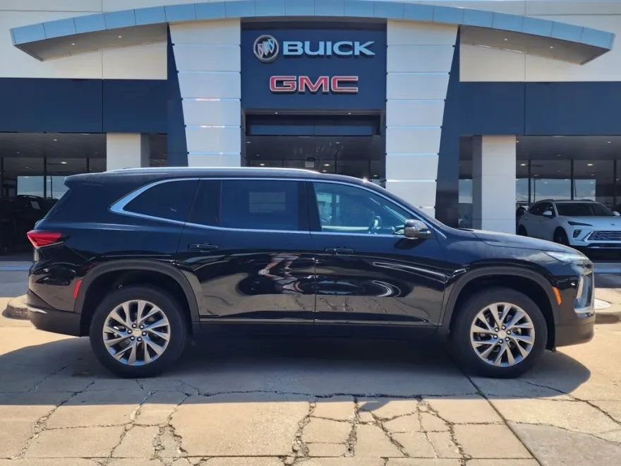 2026 Buick Enclave Preferred photo 1