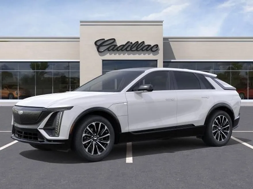 2025 Cadillac Lyriq Sport photo 1