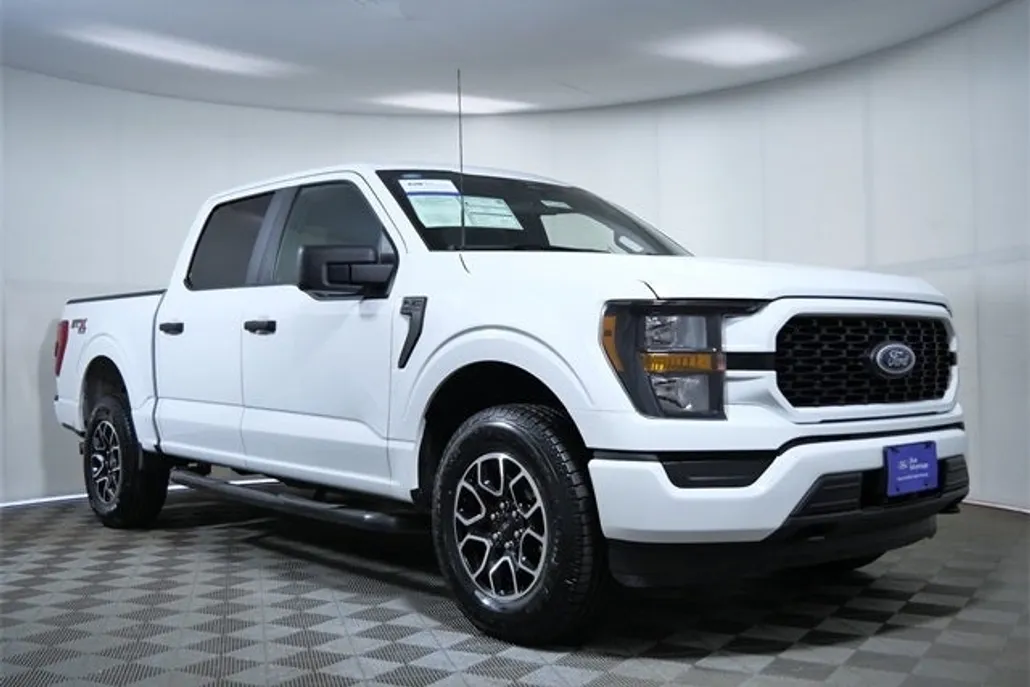 2023 Ford F-150 XL photo 1