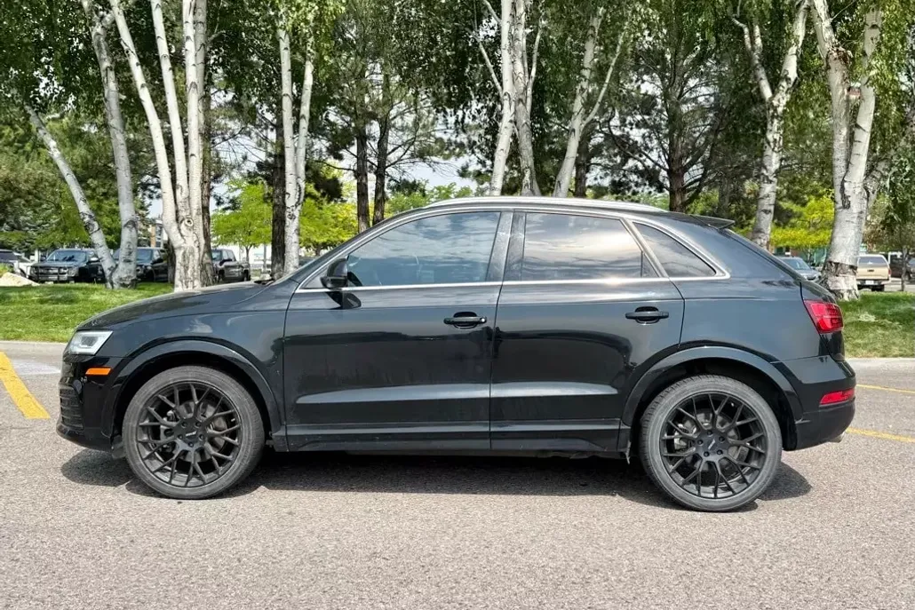 2018 Audi Q3 Premium Plus photo 1
