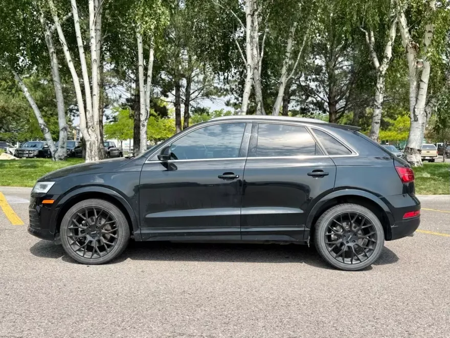 2018 Audi Q3 Premium Plus photo 1