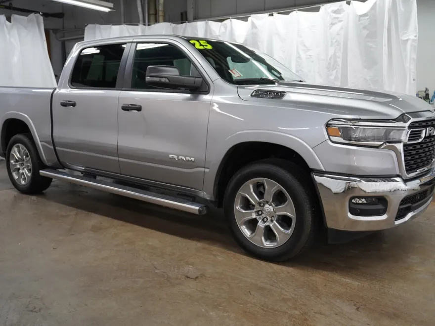 2025 Ram 1500 Big Horn photo 1