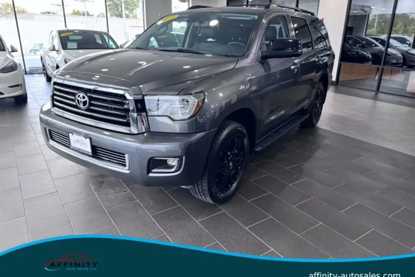 2018 Toyota Sequoia SR5 TRD Sport photo 1