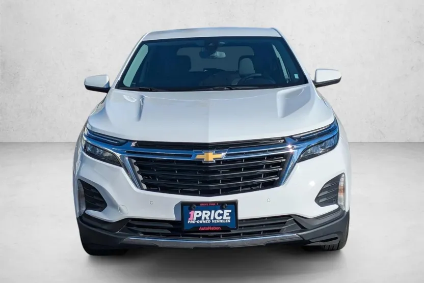 2024 Chevrolet Equinox photo 1