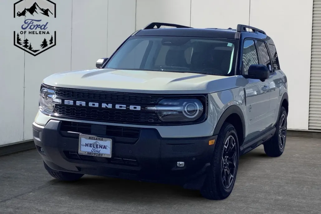 2025 Ford Bronco Sport Outer Banks photo 1