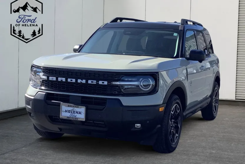 2025 Ford Bronco Sport Outer Banks photo 1