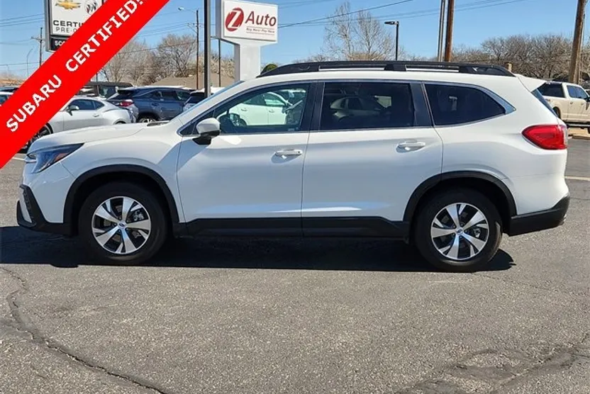 2024 Subaru Ascent Premium photo 1