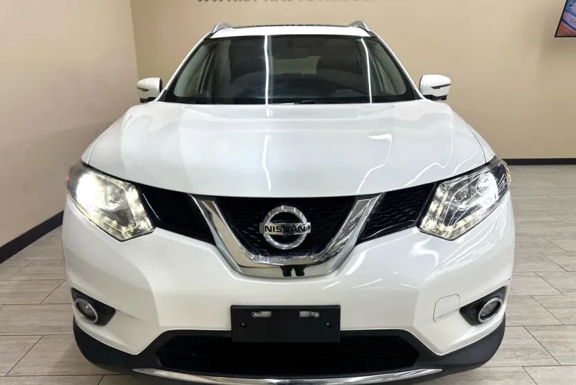 2016 Nissan Rogue SL photo 1