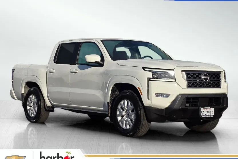 2023 Nissan Frontier SV photo 1
