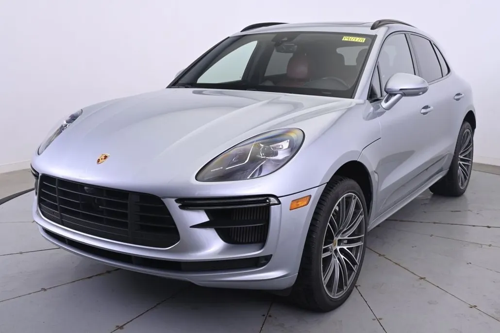 2021 Porsche Macan Turbo photo 1