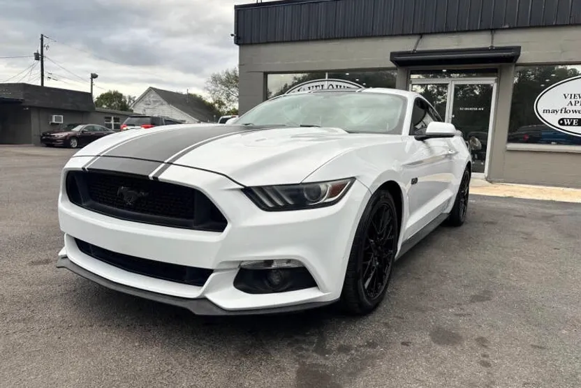 2016 Ford Mustang GT photo 1