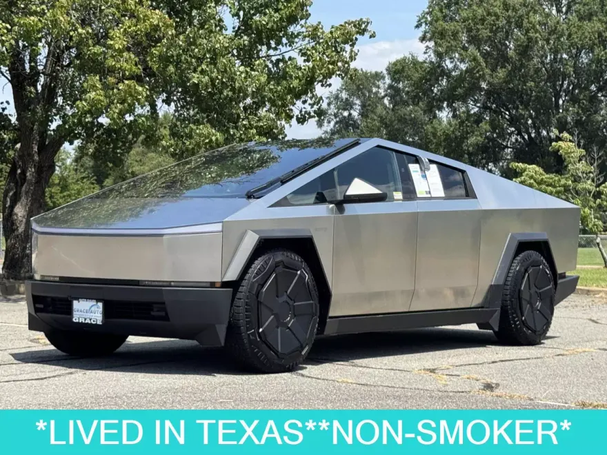 2024 Tesla Cybertruck Cyberbeast photo 1