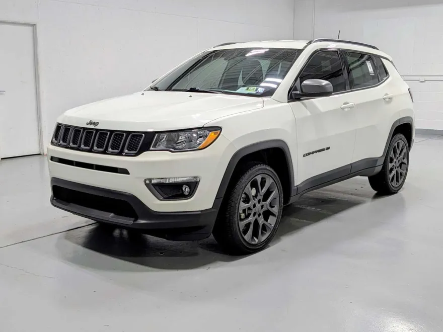 2021 Jeep Compass Altitude photo 1