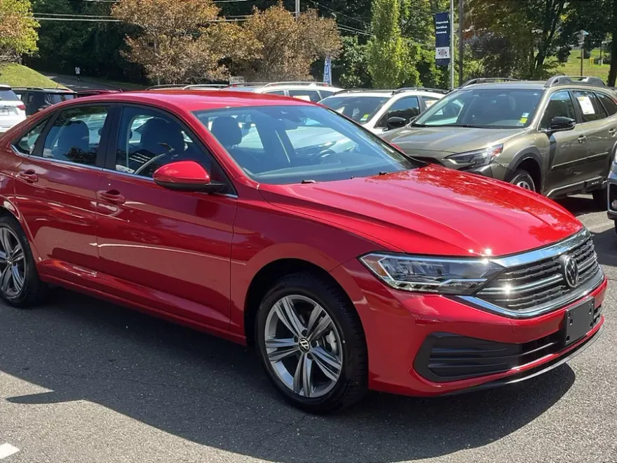 2023 Volkswagen Jetta 1.5T SE photo 1