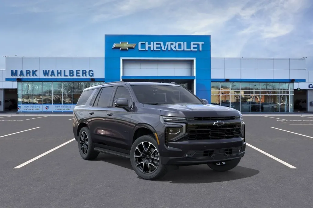 2025 Chevrolet Tahoe RST photo 1
