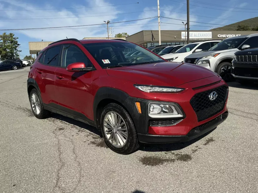 2021 Hyundai Kona SEL photo 1